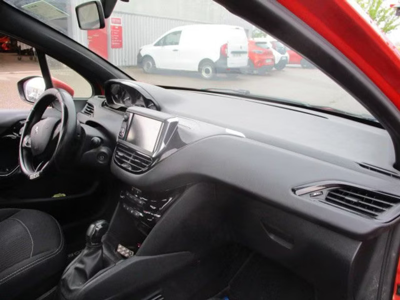 PEUGEOT 208 1.6 HDI 5P — zdjęcie 6