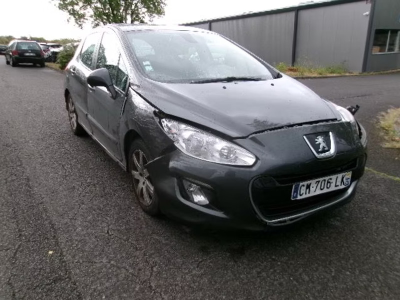 PEUGEOT 308 1.6 HDI 5P — zdjęcie 1