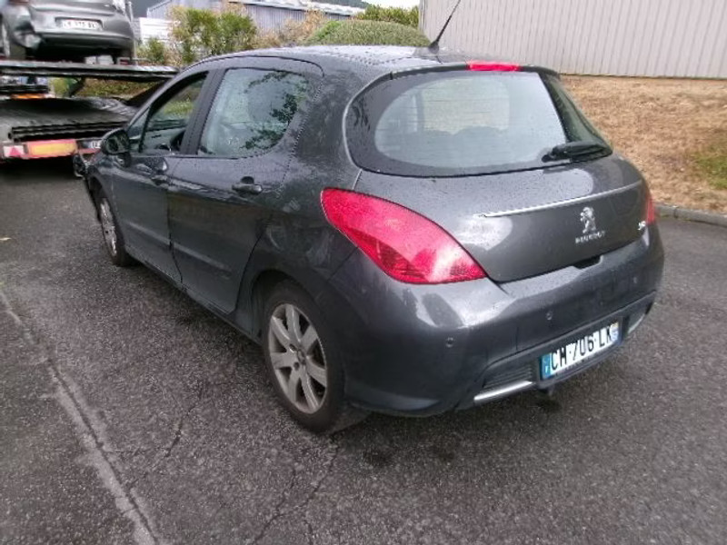 PEUGEOT 308 1.6 HDI 5P — zdjęcie 3