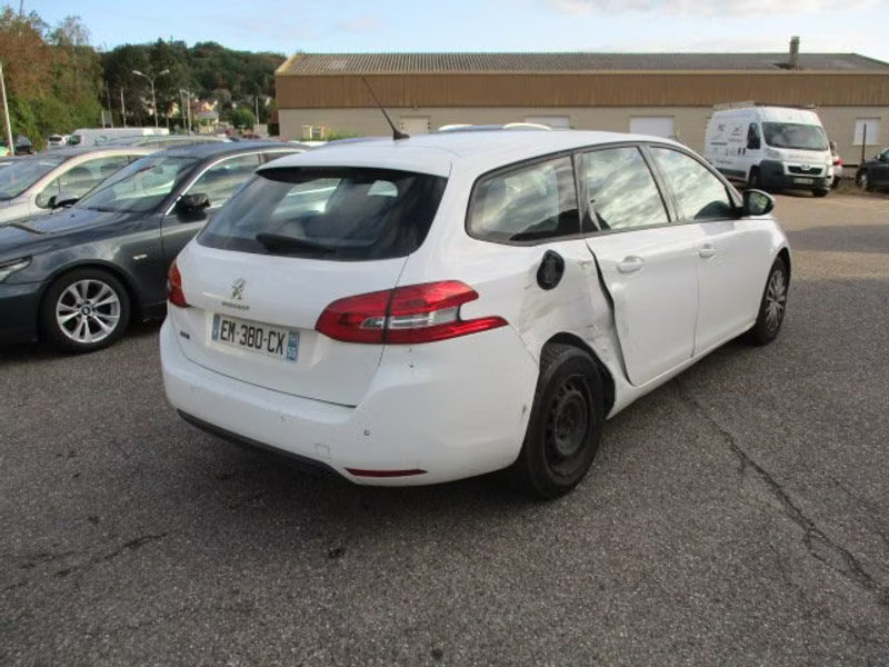 PEUGEOT 308 SW 1.6 HDI 5P — zdjęcie 4