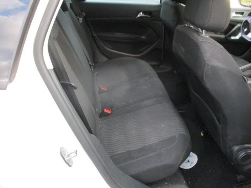 PEUGEOT 308 SW 1.6 HDI 5P — zdjęcie 8