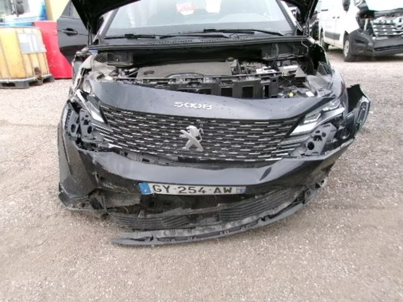 PEUGEOT 5008 1.2 EH BA 5P — zdjęcie 6