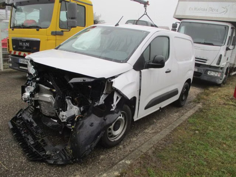 PEUGEOT PARTNER 1.5 HDI 4P — zdjęcie 3