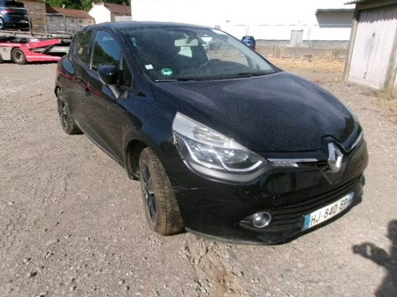 RENAULT CLIO 0.9 TCE 5P — zdjęcie 2