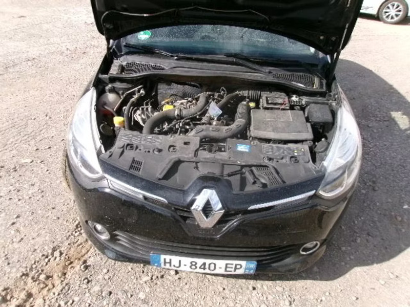RENAULT CLIO 0.9 TCE 5P — zdjęcie 5