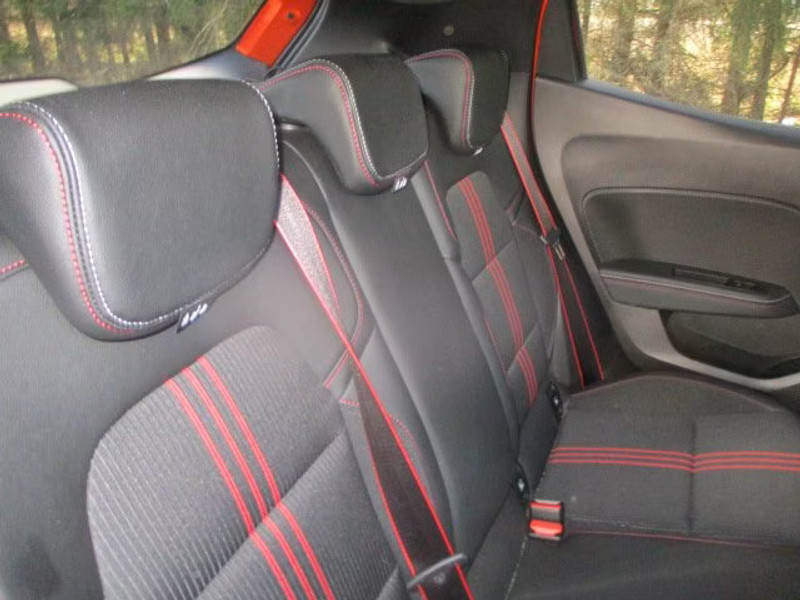 RENAULT CLIO 1.3 I 5P-OCCASION — zdjęcie 8