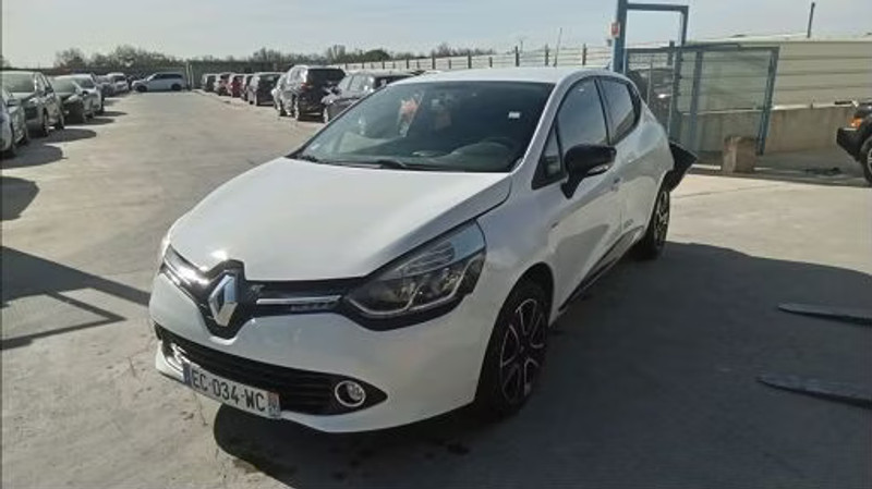 RENAULT CLIO IV 1.2 16V — zdjęcie 1