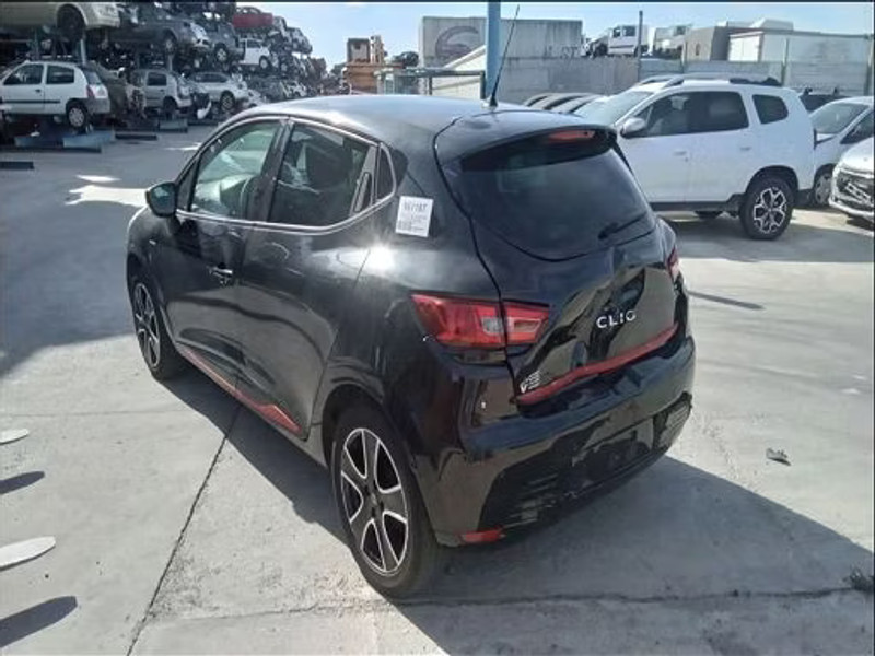 RENAULT CLIO IV 1.2I 16V - 75 EURO — zdjęcie 4
