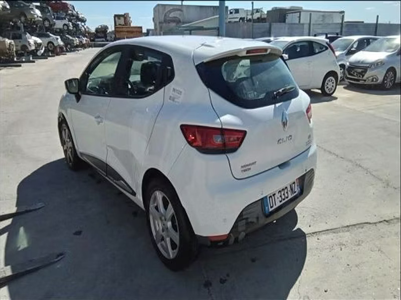 RENAULT CLIO IV 1.5 DCI - 90 — zdjęcie 4