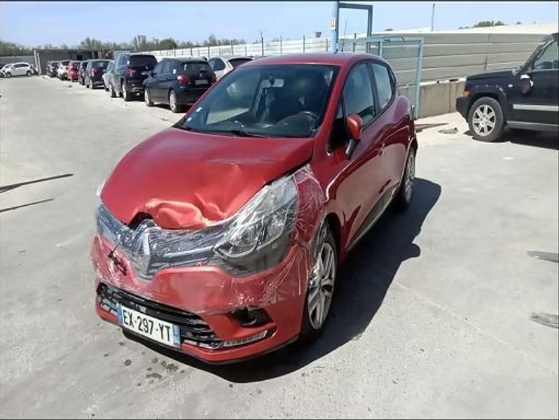RENAULT CLIO IV 1.5 ENERGY DCI - 90 — zdjęcie 1
