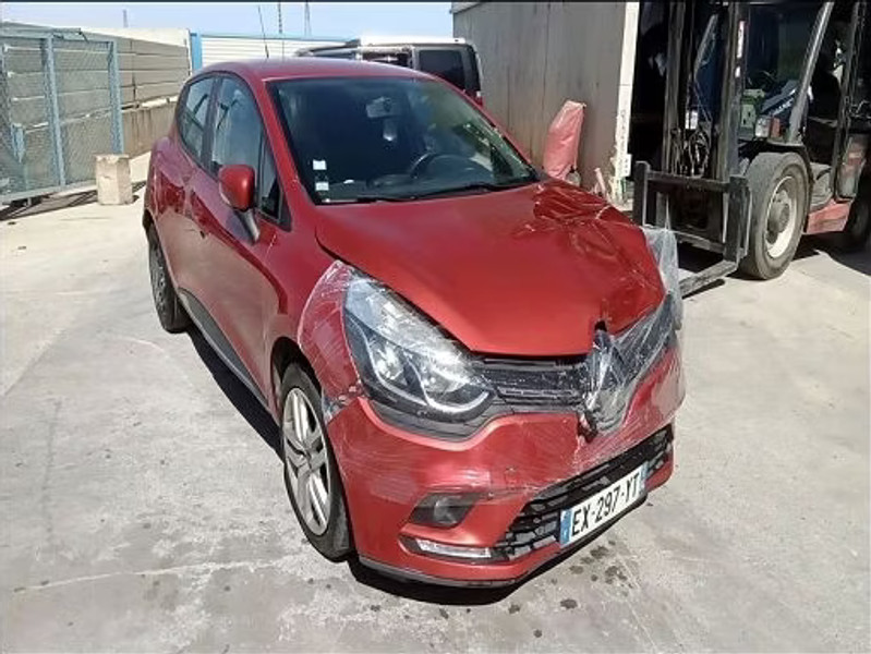 RENAULT CLIO IV 1.5 ENERGY DCI - 90 — zdjęcie 2