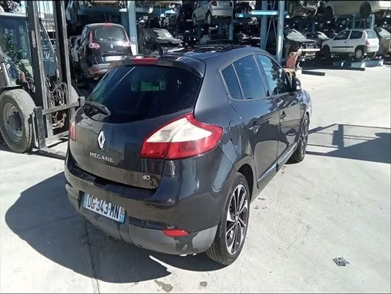 RENAULT MEGANE III 1.5 ENERGY DCI — zdjęcie 3