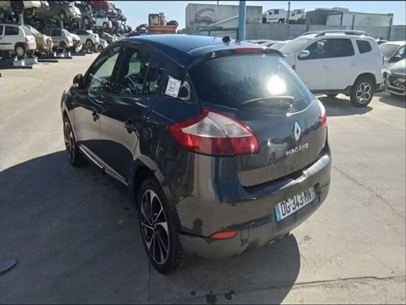 RENAULT MEGANE III 1.5 ENERGY DCI — zdjęcie 4