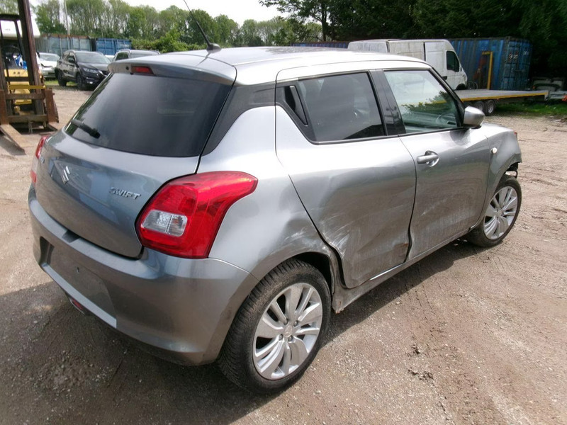 SUZUKI SWIFT 1.2 Comfort 5 Drs HB — zdjęcie 4