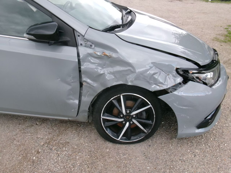 TOYOTA AURIS 1.2 Style 5 Drs HB — zdjęcie 11