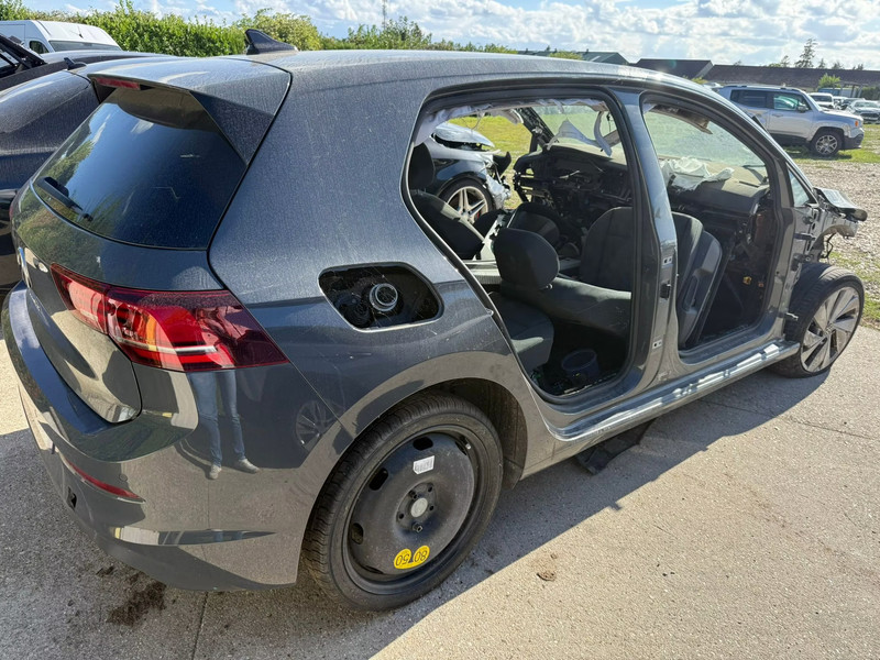 VOLKSWAGEN GOLF2.0 150 — zdjęcie 3