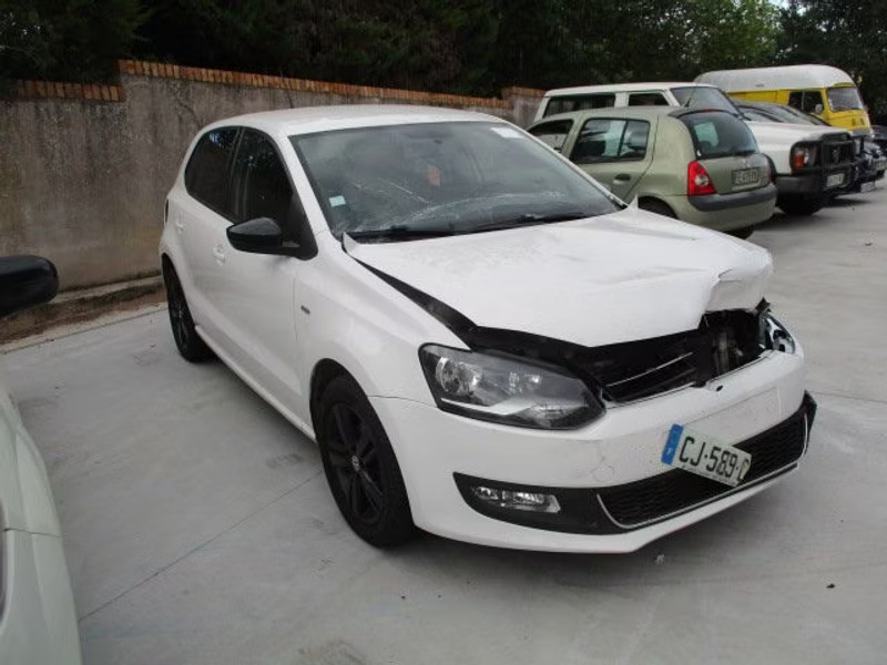 VOLKSWAGEN POLO 1.6 TDI 5P — zdjęcie 1