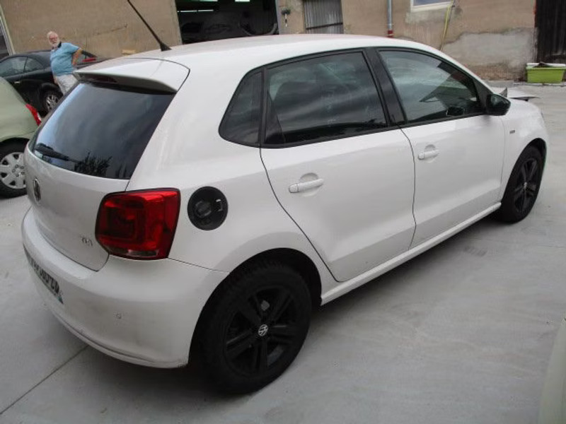 VOLKSWAGEN POLO 1.6 TDI 5P — zdjęcie 4