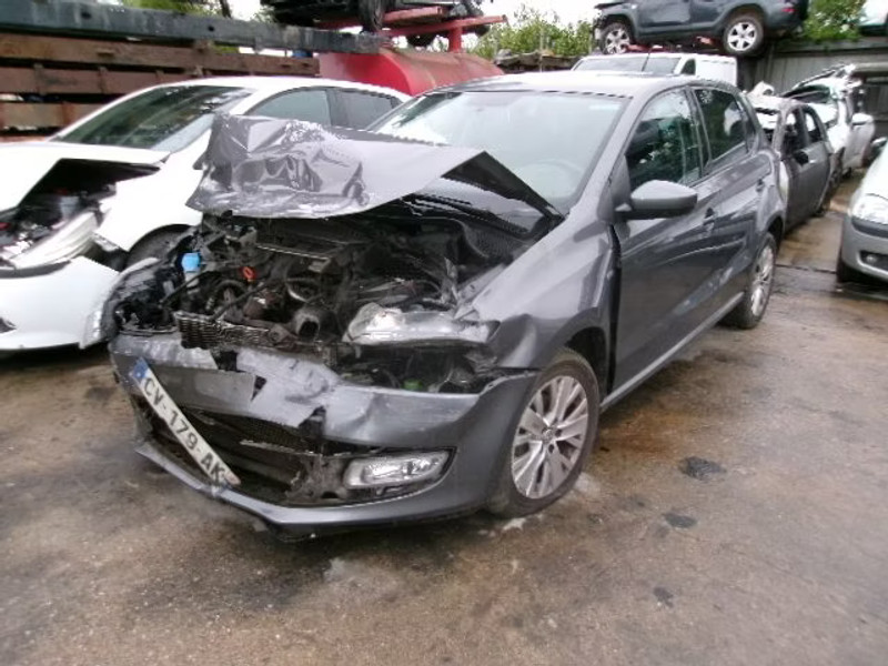 VOLKSWAGEN POLO 1.6 TDI 5P — zdjęcie 1