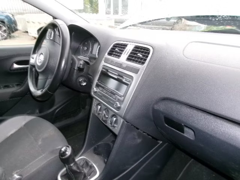 VOLKSWAGEN POLO 1.6 TDI 5P — zdjęcie 7