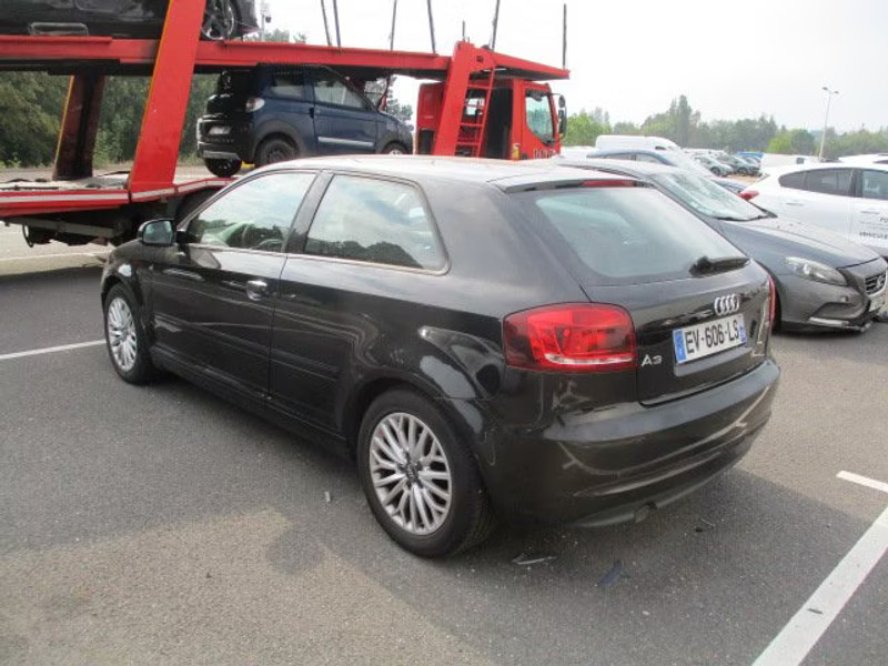 AUDI A3 1.6 TDI 3P — zdjęcie 4