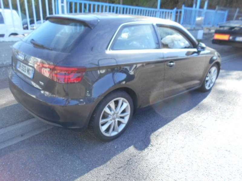 AUDI A3 2.0 TDI 3P — zdjęcie 3