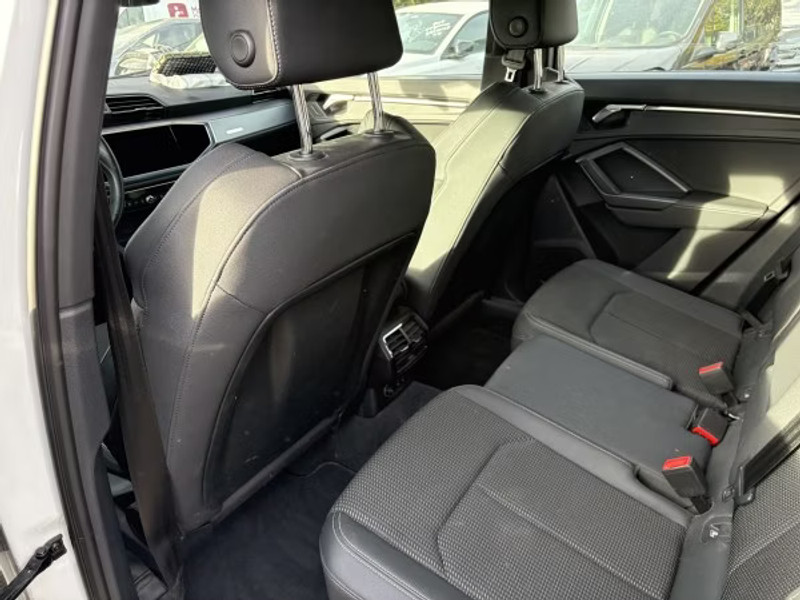 AUDI Q3 — zdjęcie 14