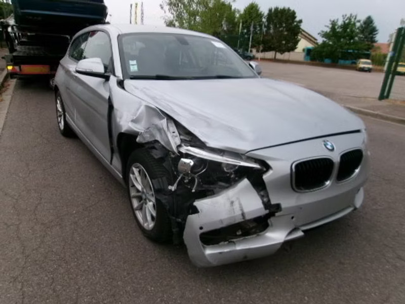 BMW 116 2.0 D 3P — zdjęcie 2
