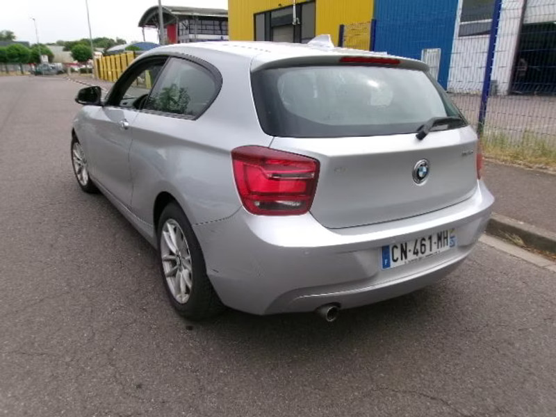BMW 116 2.0 D 3P — zdjęcie 3