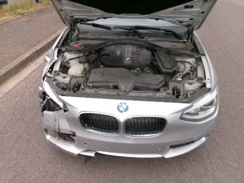 BMW 116 2.0 D 3P — zdjęcie 5