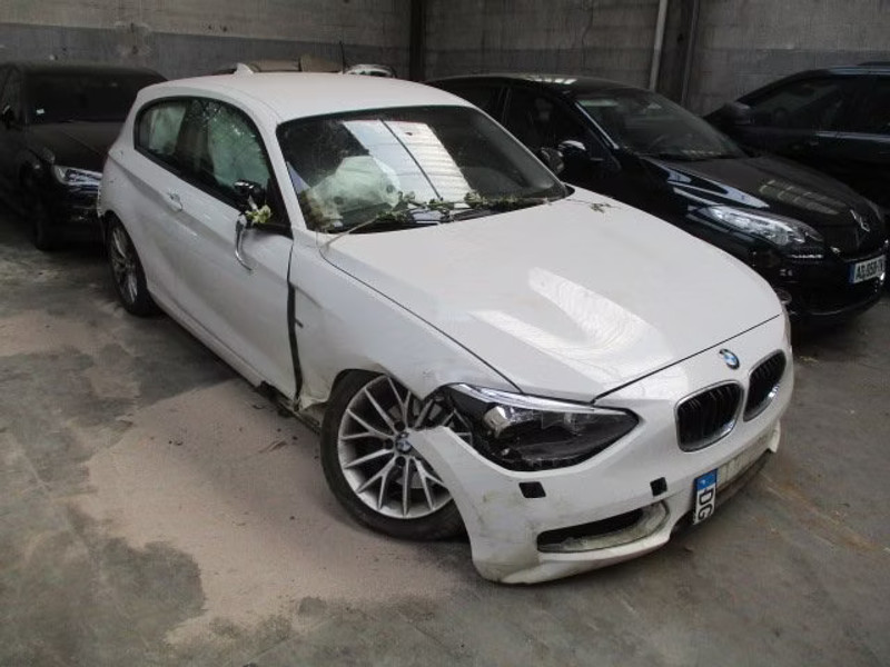 BMW 120 2.0 D 3P — zdjęcie 1