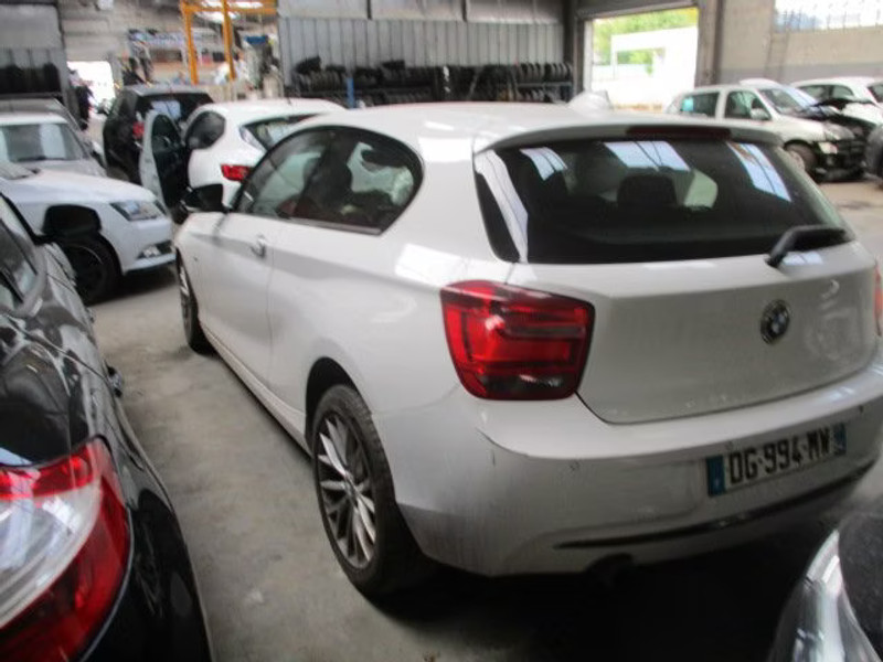 BMW 120 2.0 D 3P — zdjęcie 3