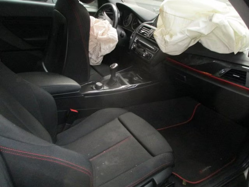 BMW 120 2.0 D 3P — zdjęcie 6