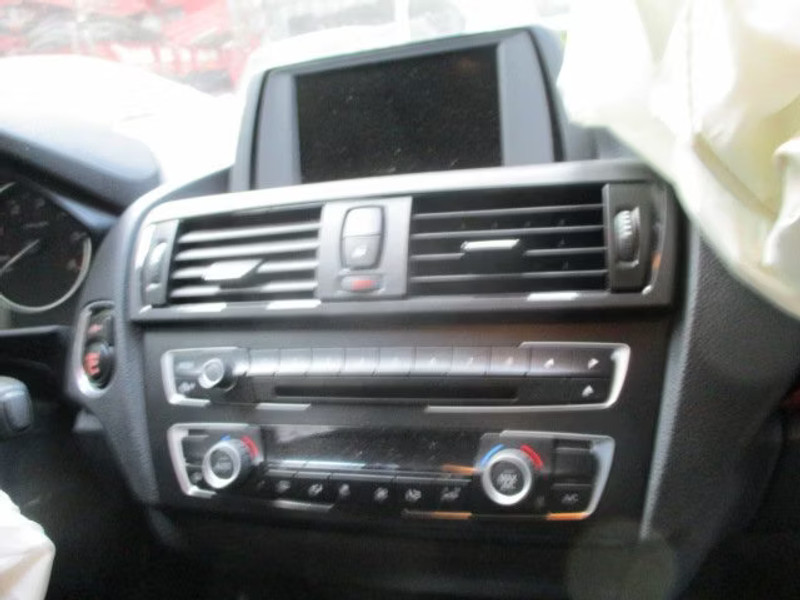 BMW 120 2.0 D 3P — zdjęcie 8