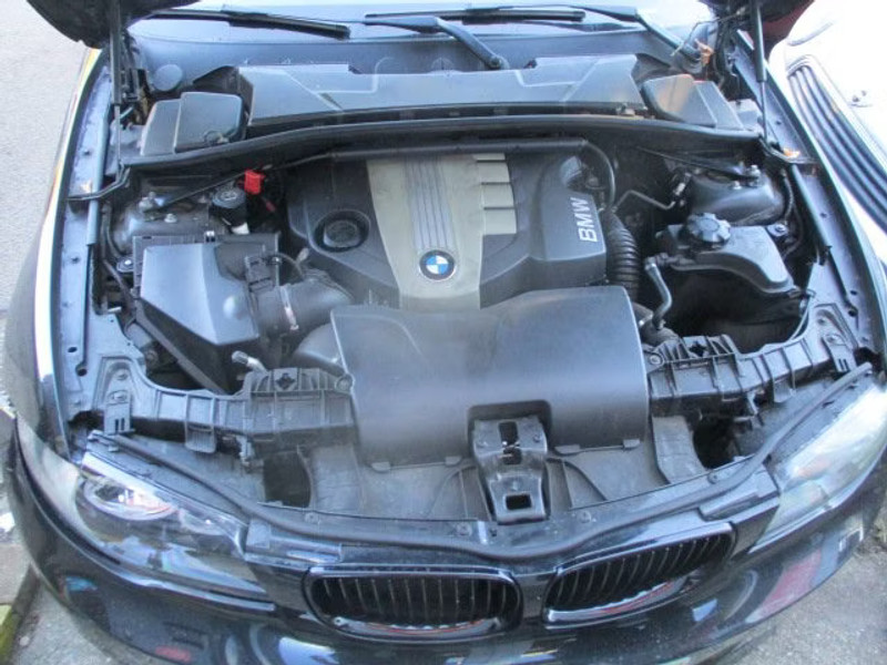 BMW 123 COUPE 2.0 D 2P — zdjęcie 5