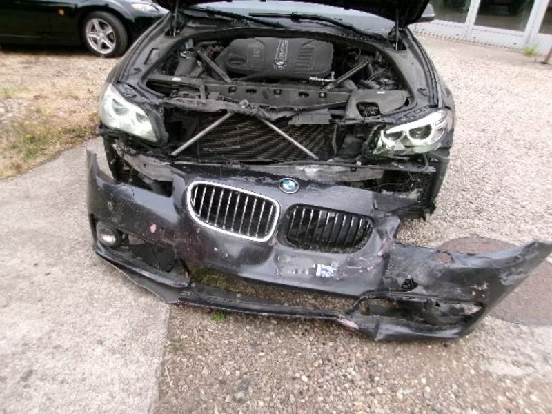 BMW 530 3.0 D BA 4P — zdjęcie 6