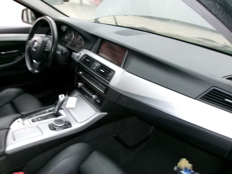BMW 530 3.0 D BA 4P — zdjęcie 7