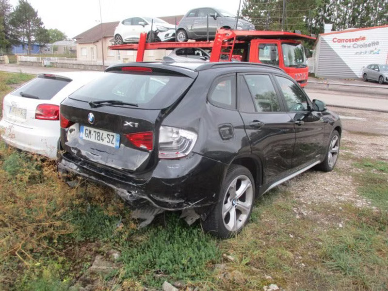 BMW X1 2.0 D 5P — zdjęcie 4