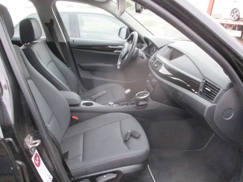 BMW X1 2.0 D 5P — zdjęcie 6