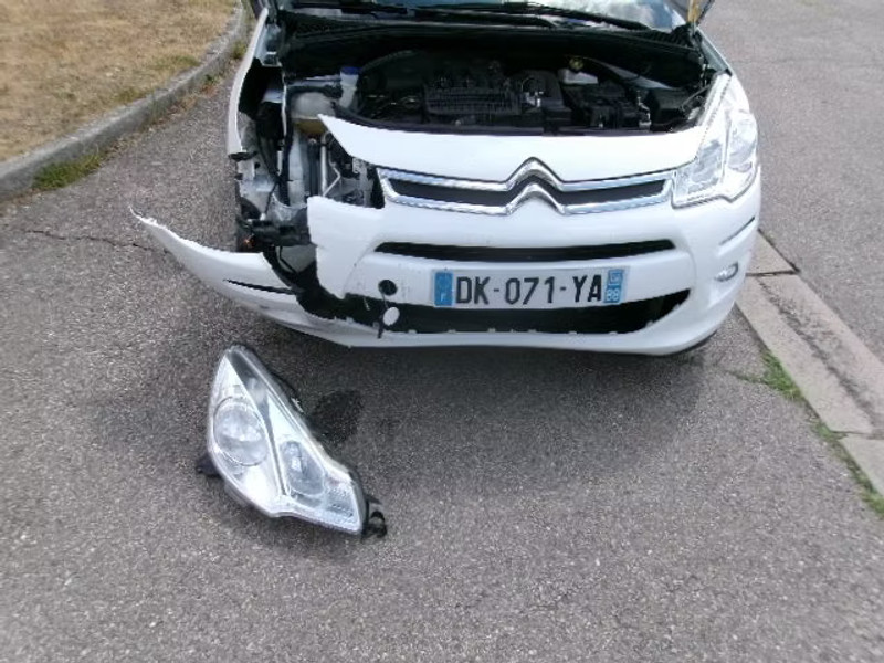 CITROEN C3 1.2 I 5P — zdjęcie 6