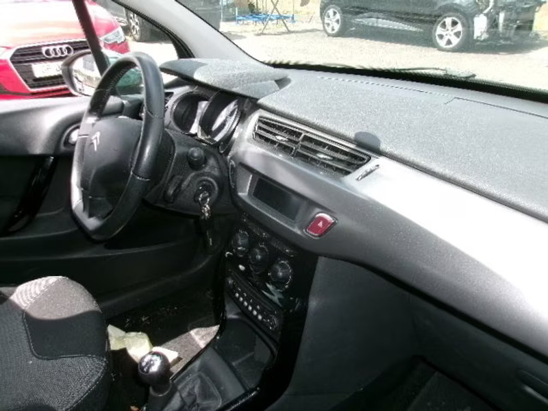 CITROEN C3 1.2 I 5P — zdjęcie 7