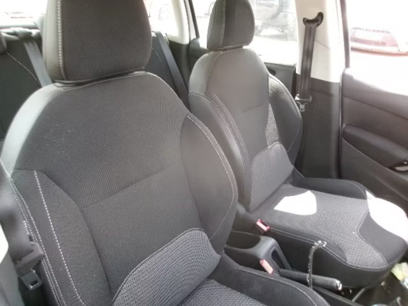 CITROEN C3 1.2 I 5P — zdjęcie 8