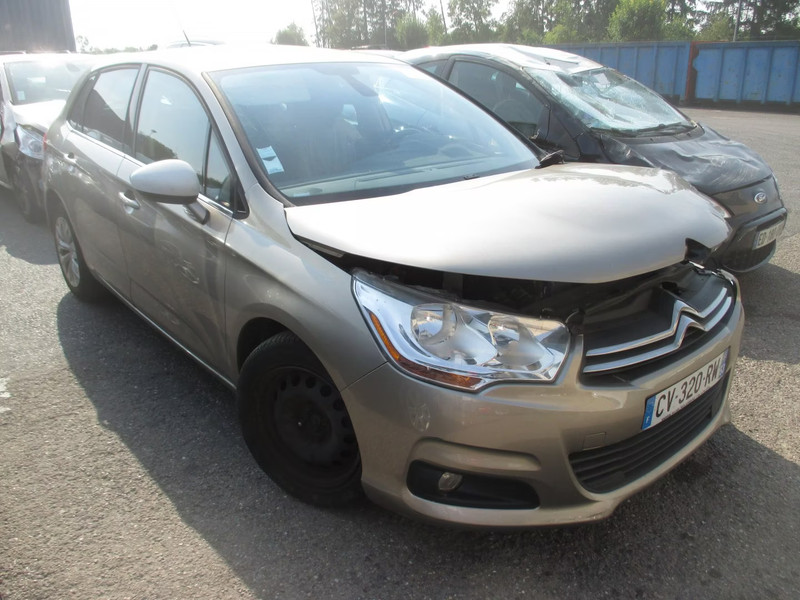 CITROEN C4 1.6 HDI 5P — zdjęcie 1
