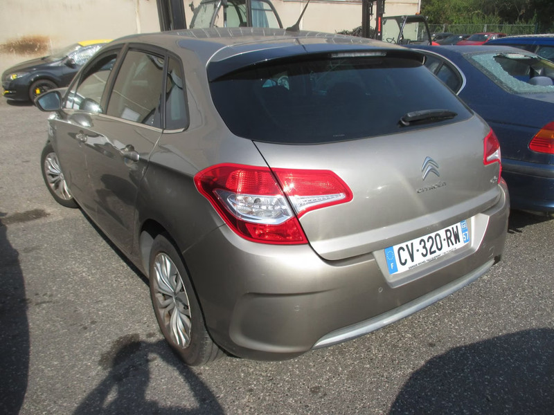 CITROEN C4 1.6 HDI 5P — zdjęcie 3
