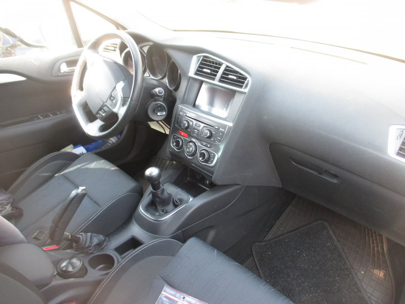 CITROEN C4 1.6 HDI 5P — zdjęcie 6