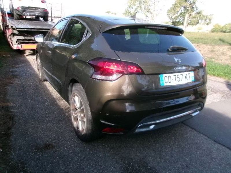 CITROEN DS4 2.0 HDI 5P — zdjęcie 3