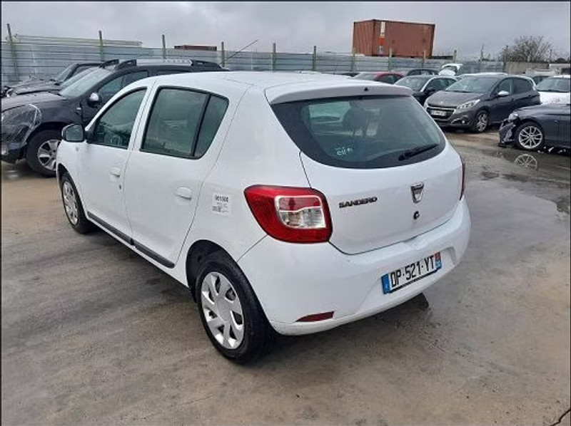 DACIA SANDERO II 1.2I — zdjęcie 4