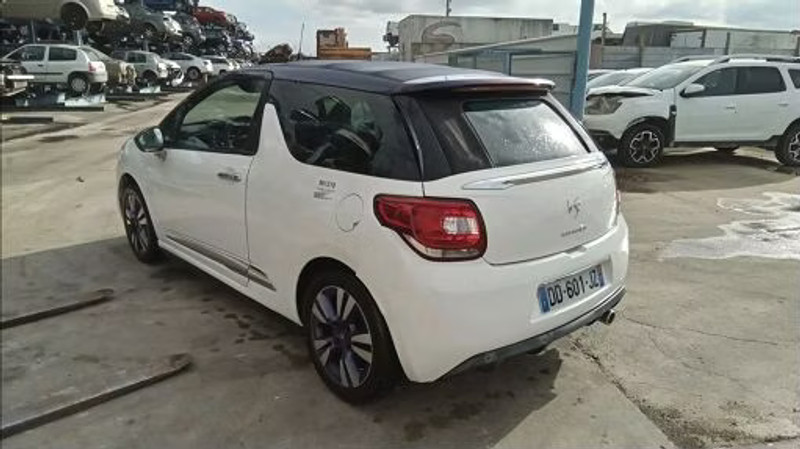 DS DS3 CABRIO 1.6 E-HDI FAP — zdjęcie 4