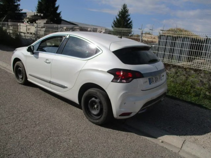 DS DS4 1.6 HDI BA 5P — zdjęcie 3