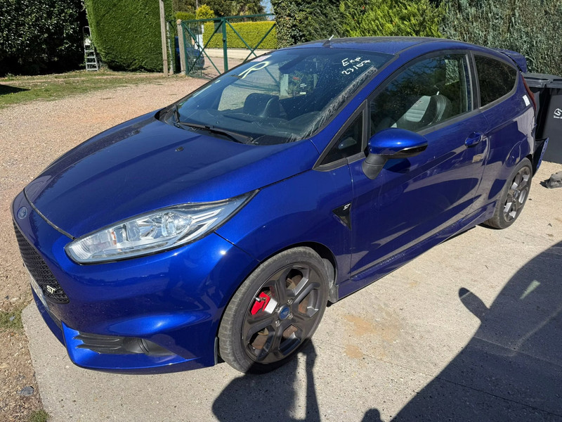 FORD FIESTA ST 1.6T 182 — zdjęcie 1